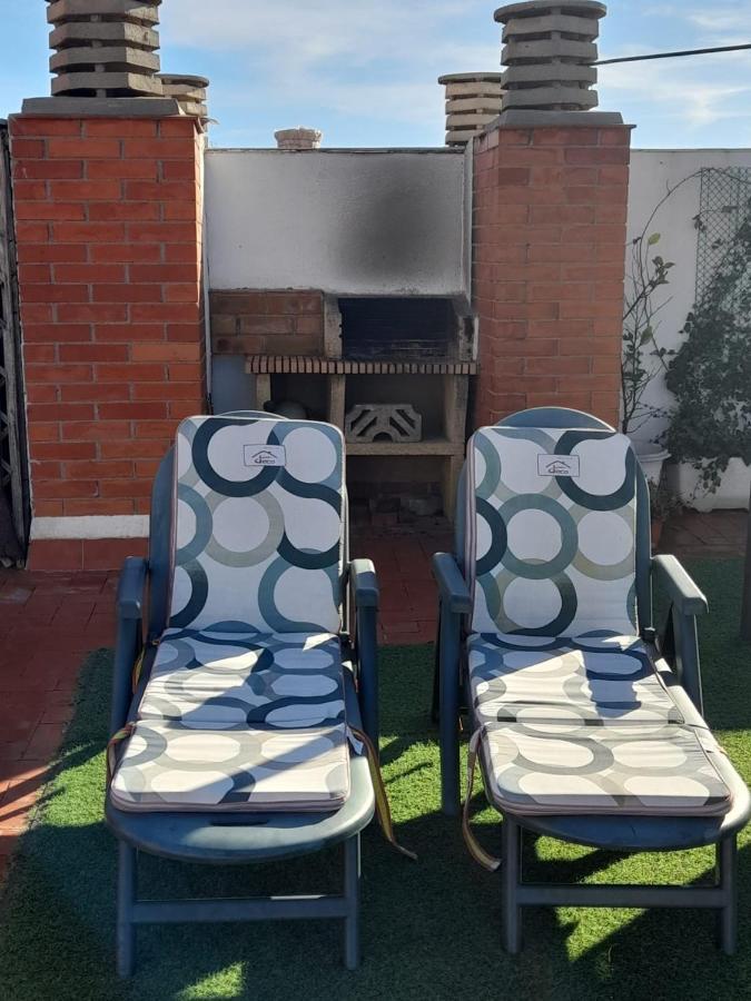 Apartmán Atico Isaac Albeniz La Pineda Exteriér fotografie