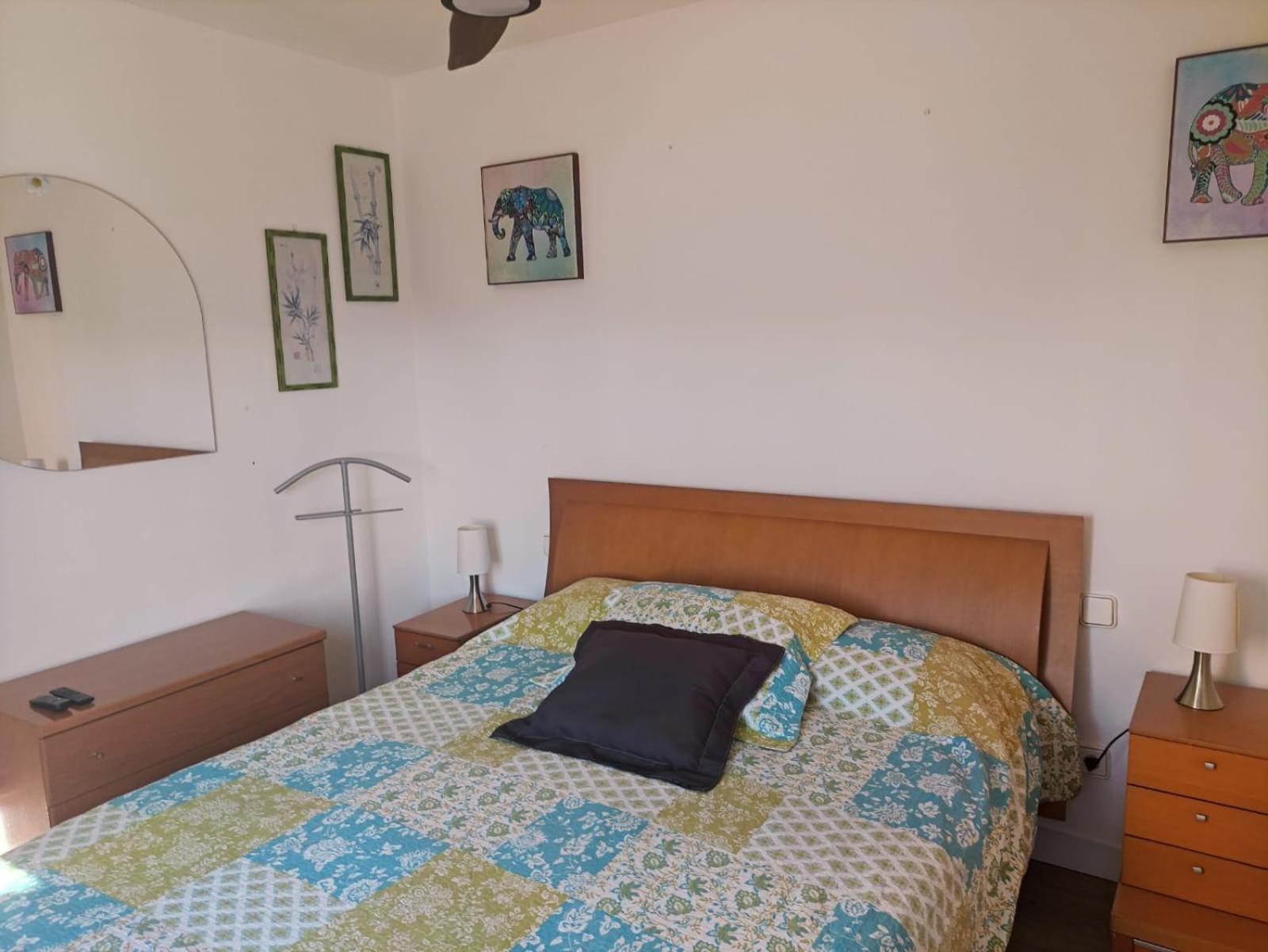 Apartmán Atico Isaac Albeniz La Pineda Exteriér fotografie